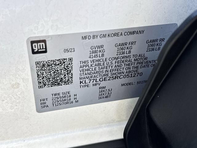 Used 2024 Chevrolet Trax RS w/ Sunroof Package FWD image 28
