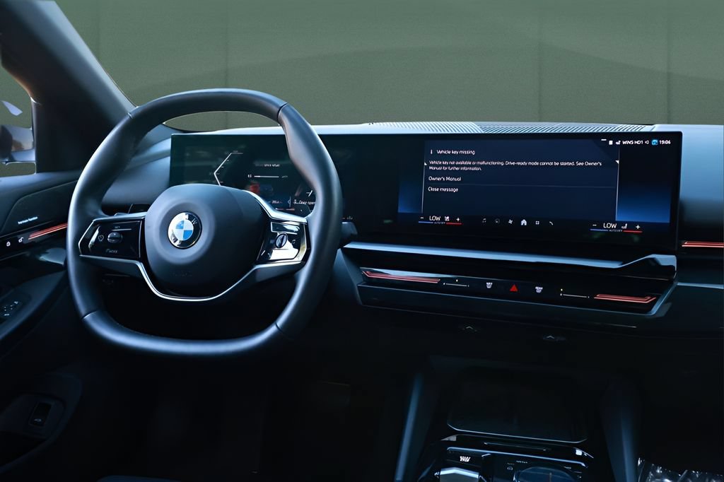 Used 2025 BMW 530i RWD image 46