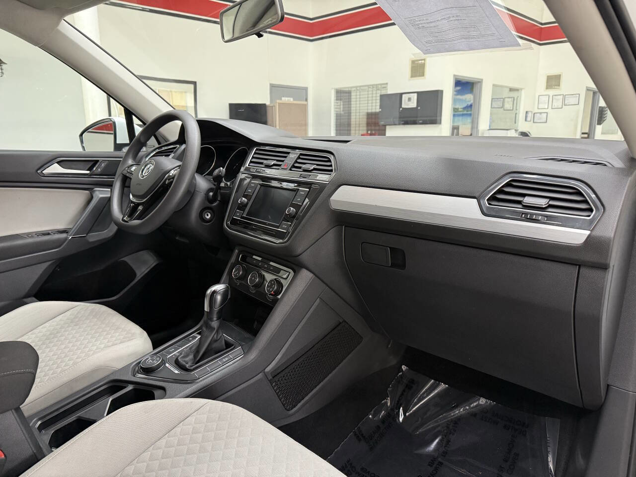Used 2018 Volkswagen Tiguan S AWD/4WD image 18