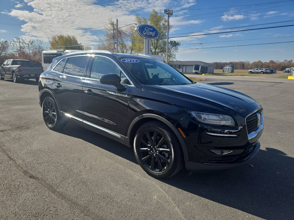 Used 2022 Lincoln Nautilus Reserve w/ Equipment Group 201A image 4