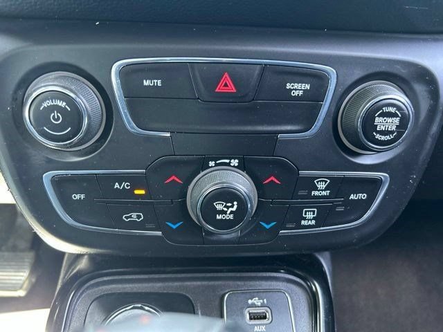 Used 2019 Jeep Compass Limited AWD/4WD image 27