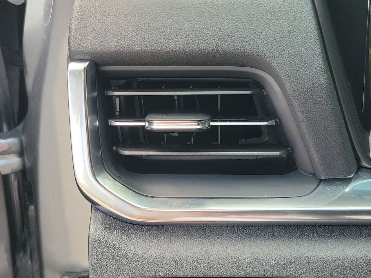 Used 2026 GMC Terrain Elevation FWD image 30