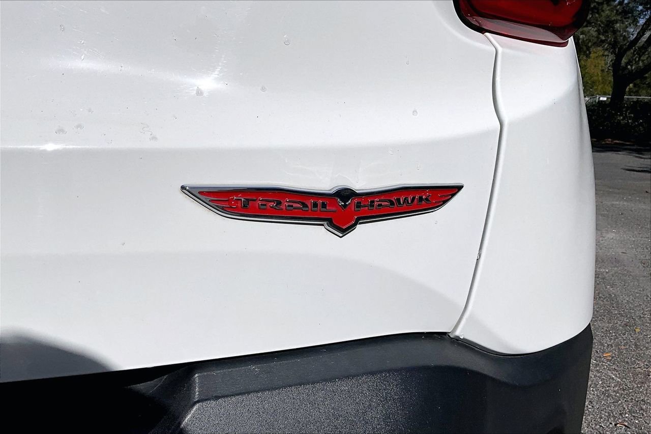 Used 2020 Jeep Renegade Trailhawk w/ Premium Leather Group image 21