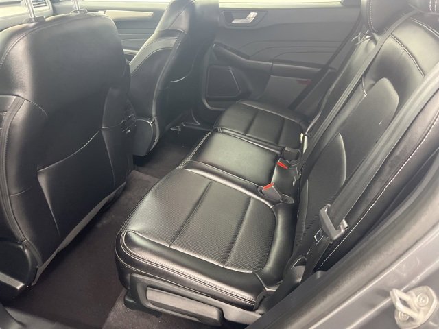 Used 2022 Ford Escape SEL image 11
