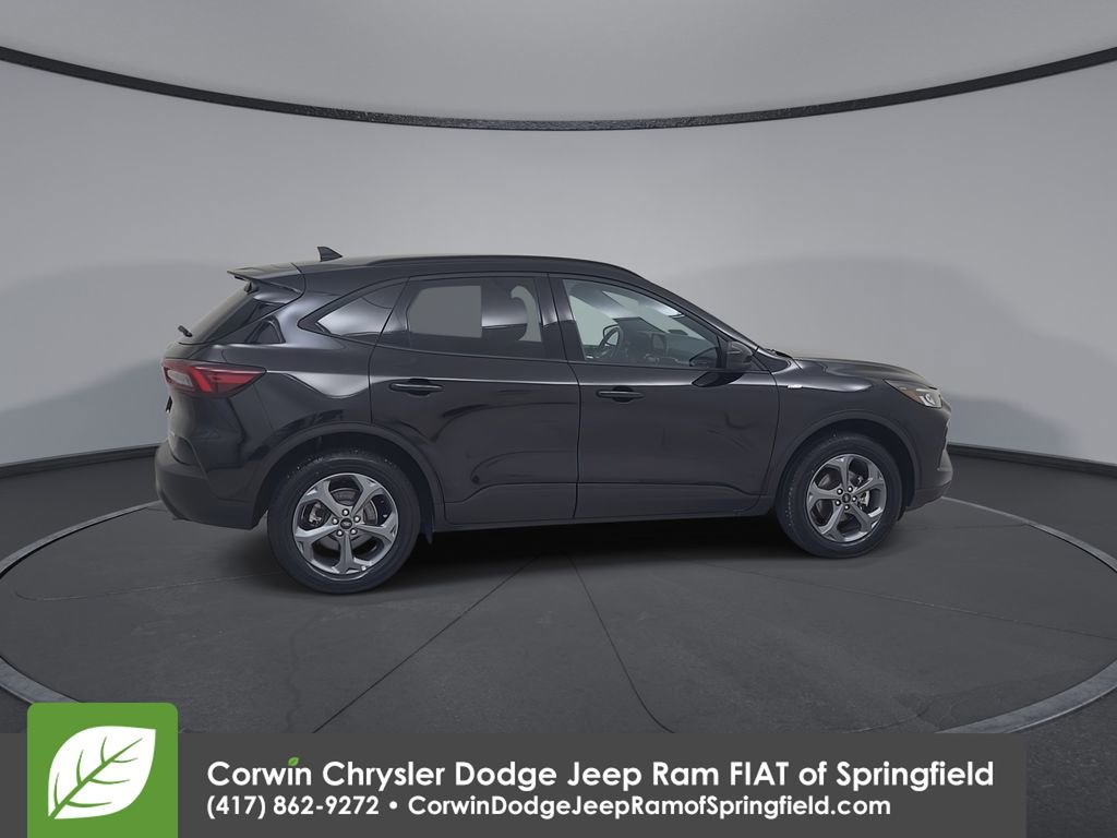 Used 2025 Ford Escape ST-Line Select image 16