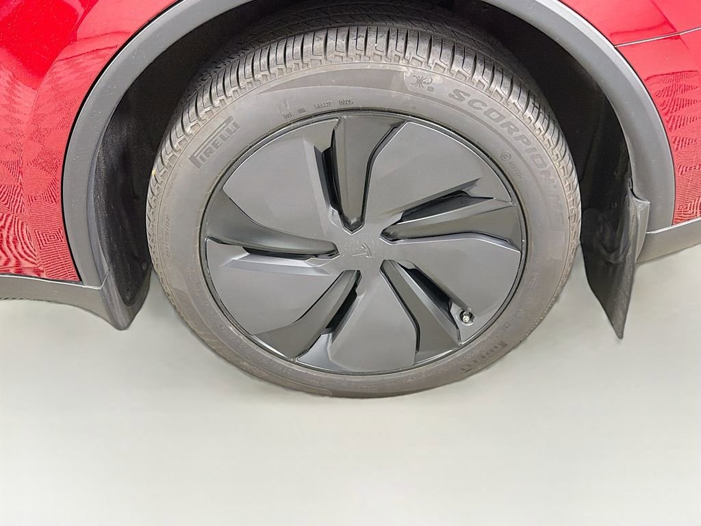Used 2026 Tesla Model Y Long Range AWD/4WD image 33
