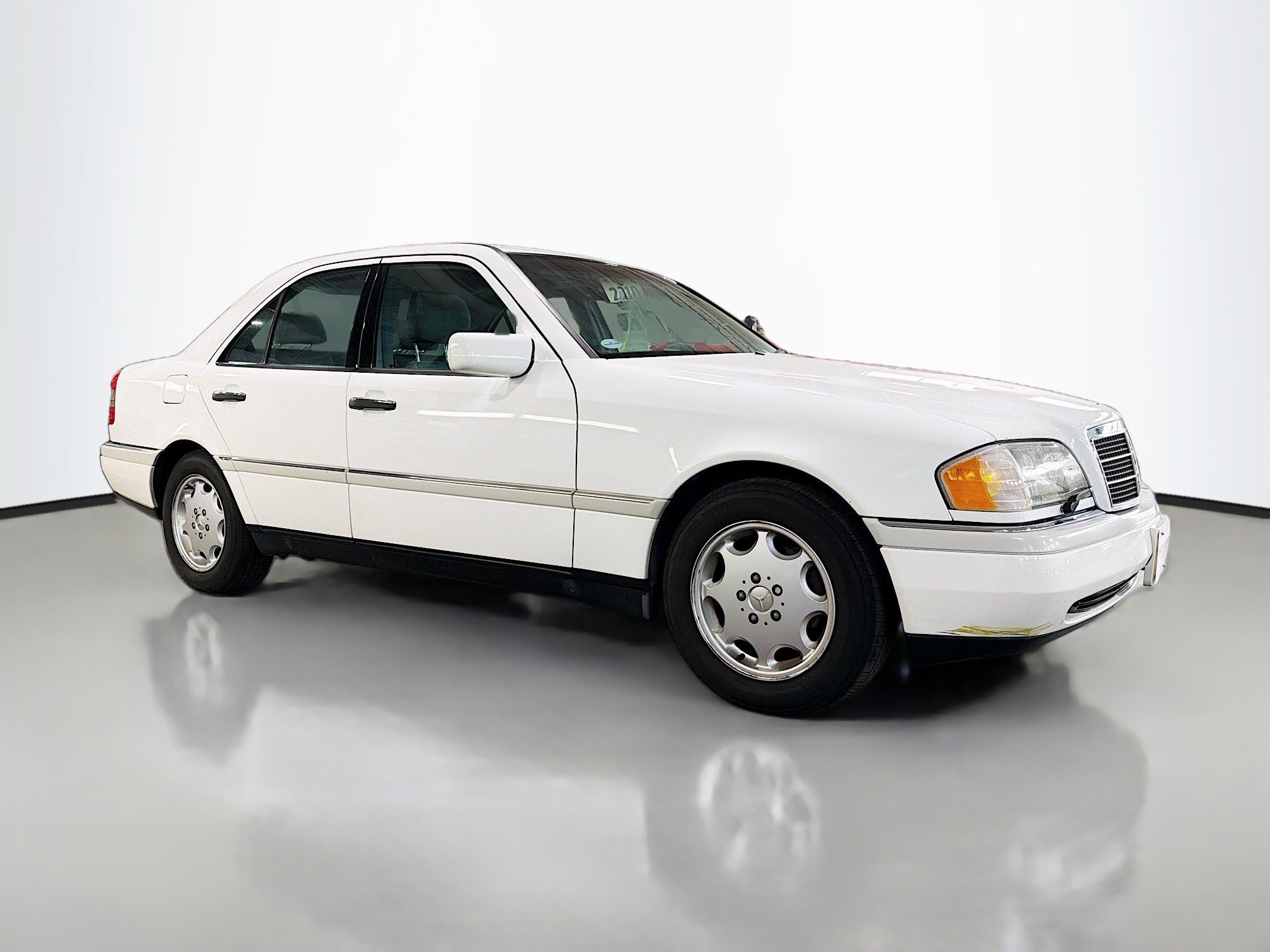 Used 1996 Mercedes-Benz C 280 4dr Sdn 2.8L image 1