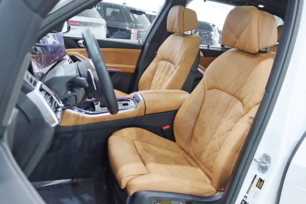 Used 2026 BMW X5 M60i image 30