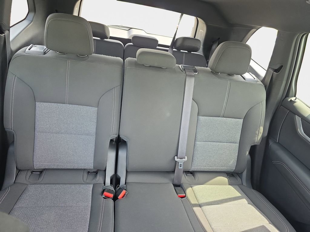 Used 2025 GMC Acadia Elevation FWD image 19