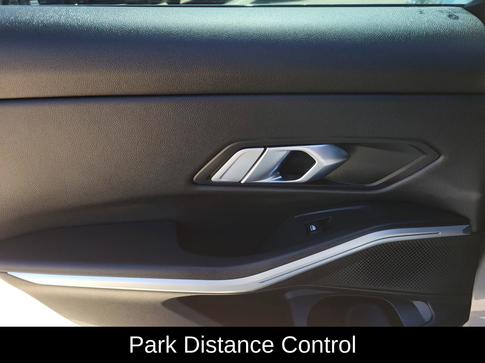 Used 2023 BMW M340i RWD image 12