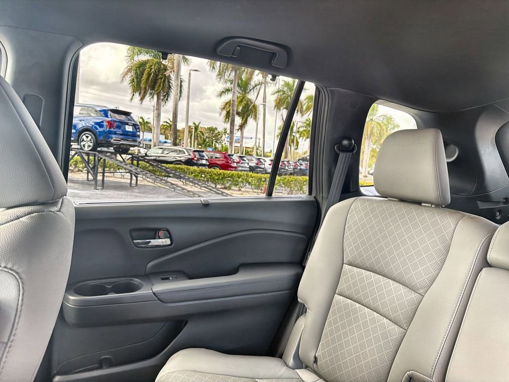 Used 2020 Honda Passport Touring image 13