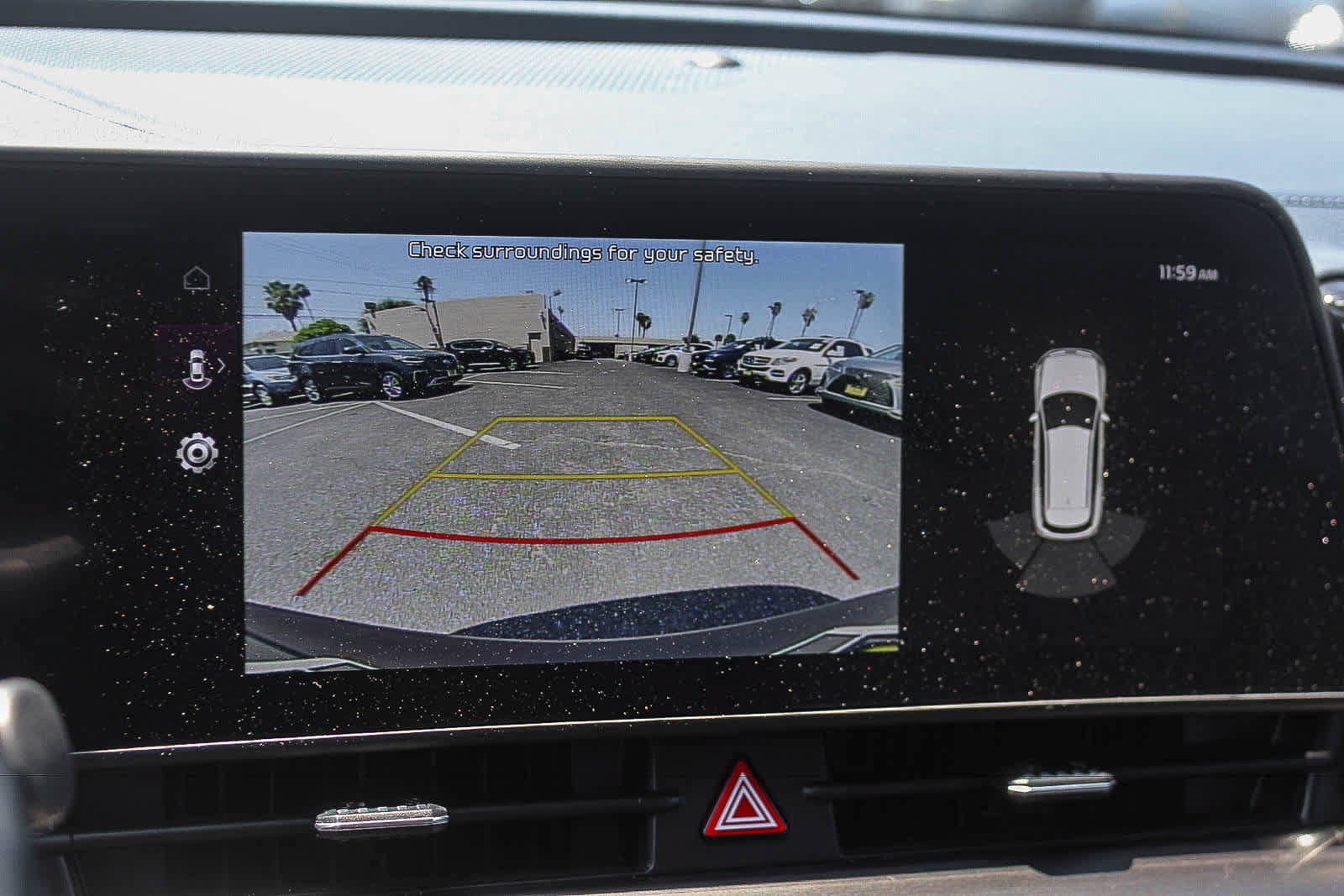 Used 2025 Kia Sportage EX AWD/4WD image 32