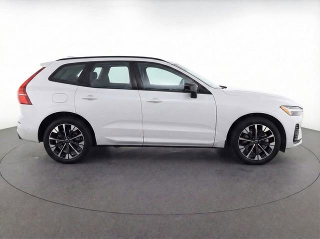 New 2026 Volvo XC60 B5 Plus w/ Protection Package Premier image 36