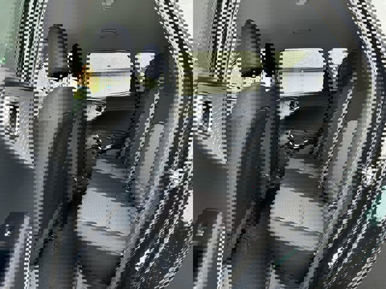 Used 2022 Kia Soul LX w/ Technology Package image 13