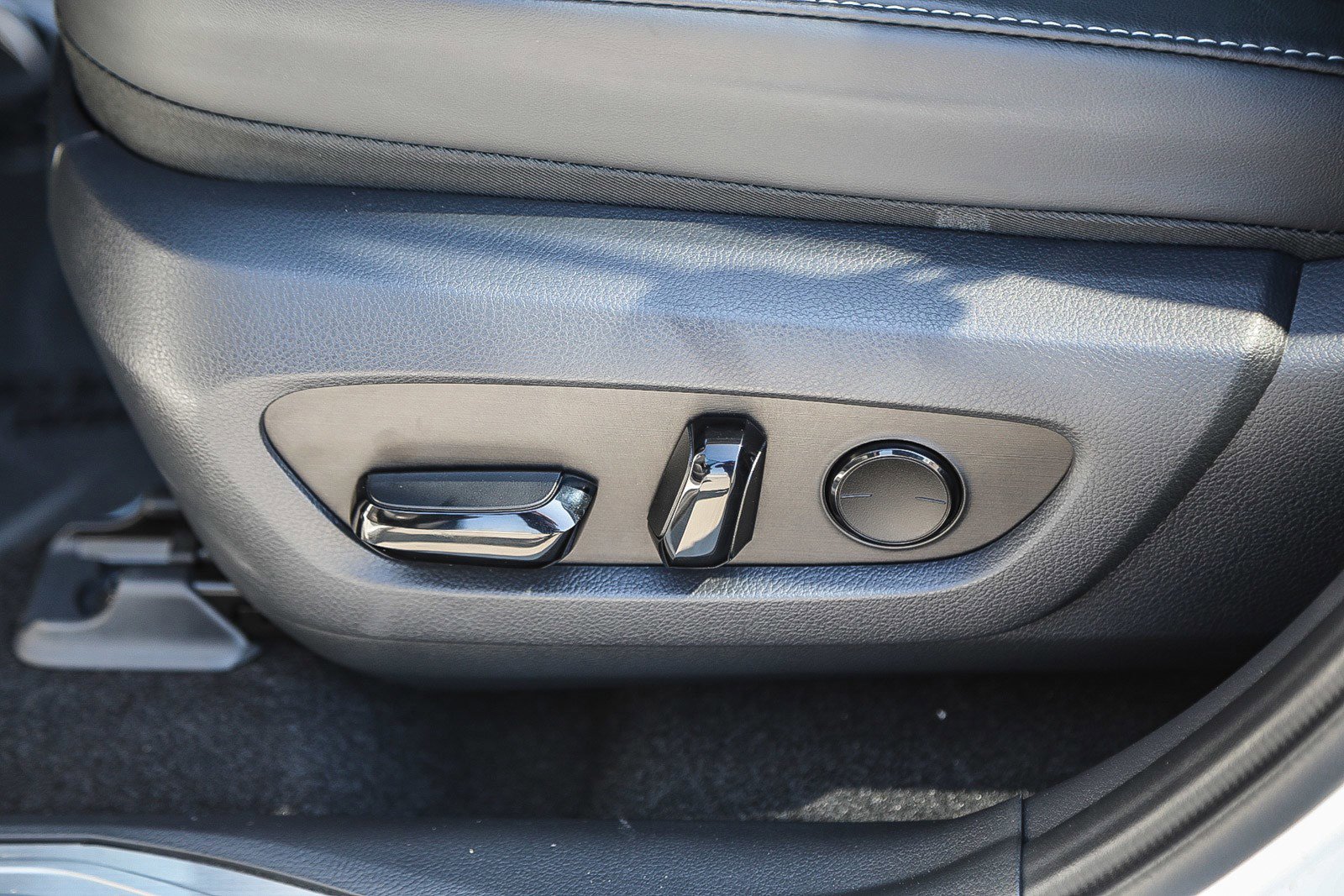 Used 2025 Lexus NX 350 AWD w/ Accessory Package (2T) image 19