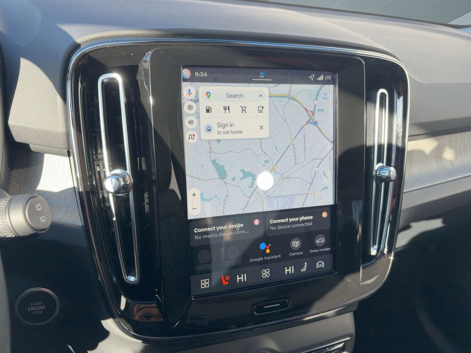 New 2026 Volvo XC40 B5 Core w/ Climate Package image 21