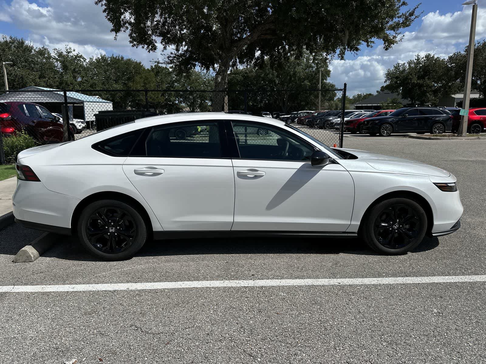 Used 2025 Honda Accord SE image 10