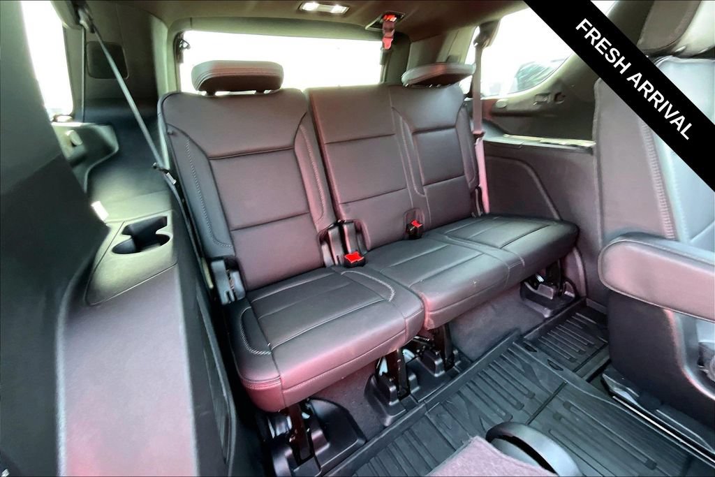 Used 2024 GMC Yukon Denali AWD/4WD image 25