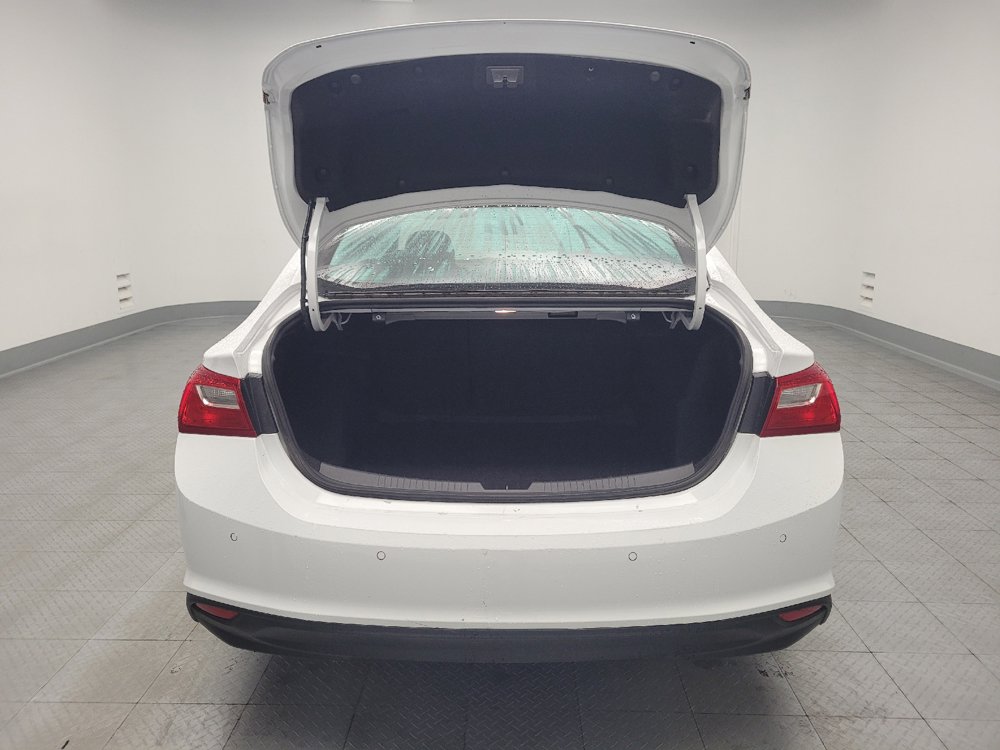 Used 2025 Chevrolet Malibu LS FWD image 29