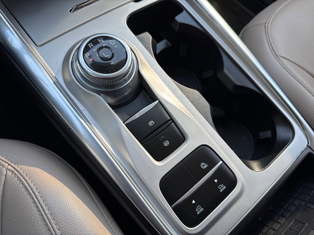 Used 2022 Ford Explorer Limited w/ Equipment Group 301A image 10