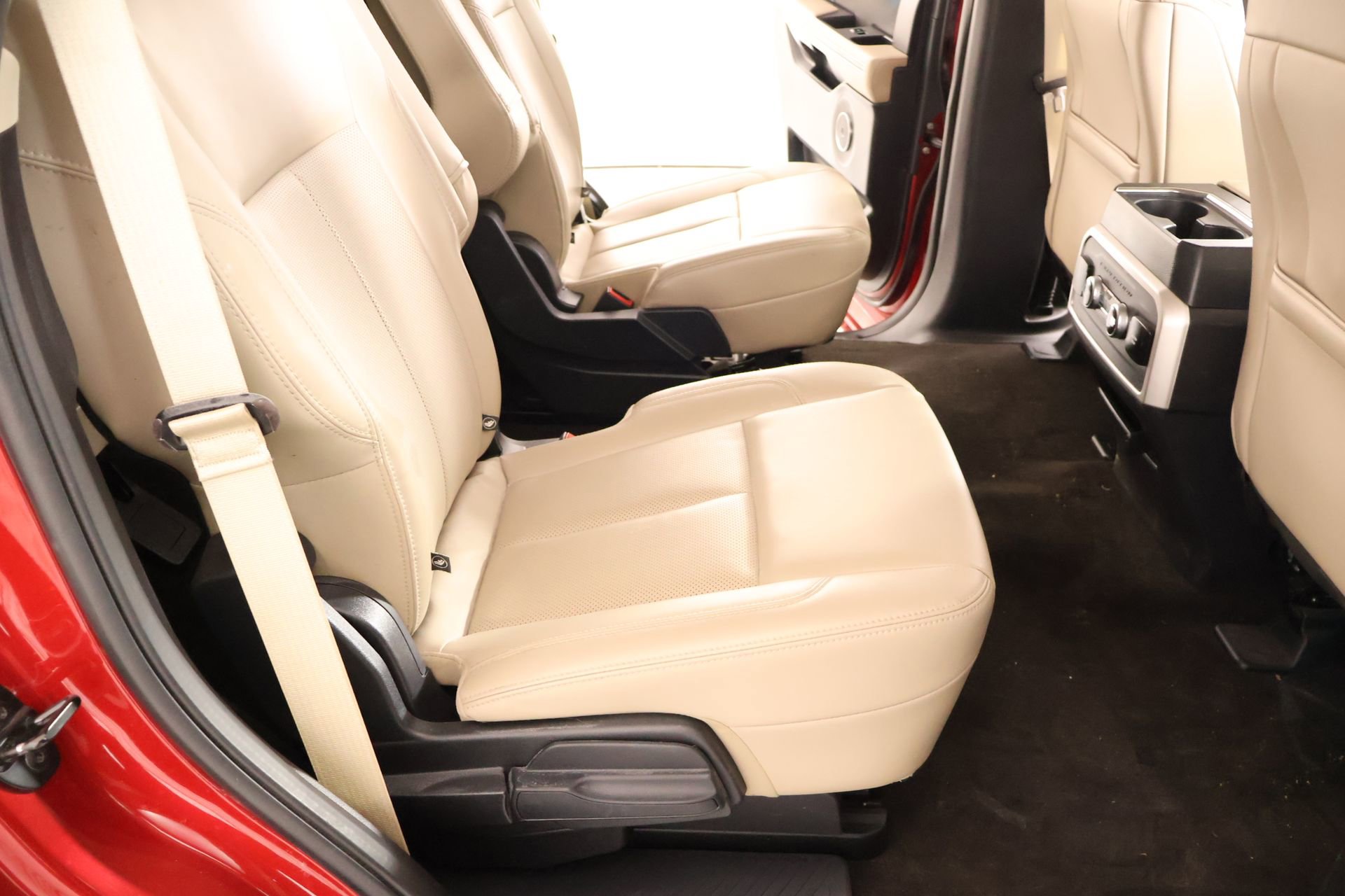 Used 2022 Ford Expedition XLT RWD image 16