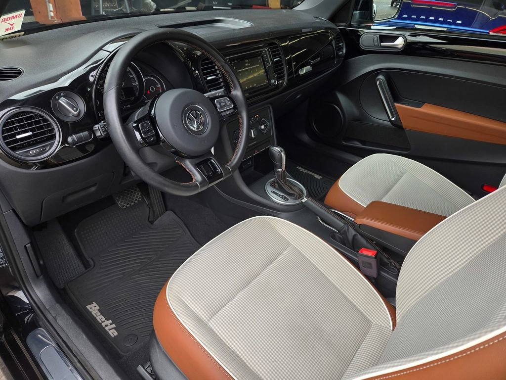 Used 2017 Volkswagen Beetle 1.8T S FWD image 10