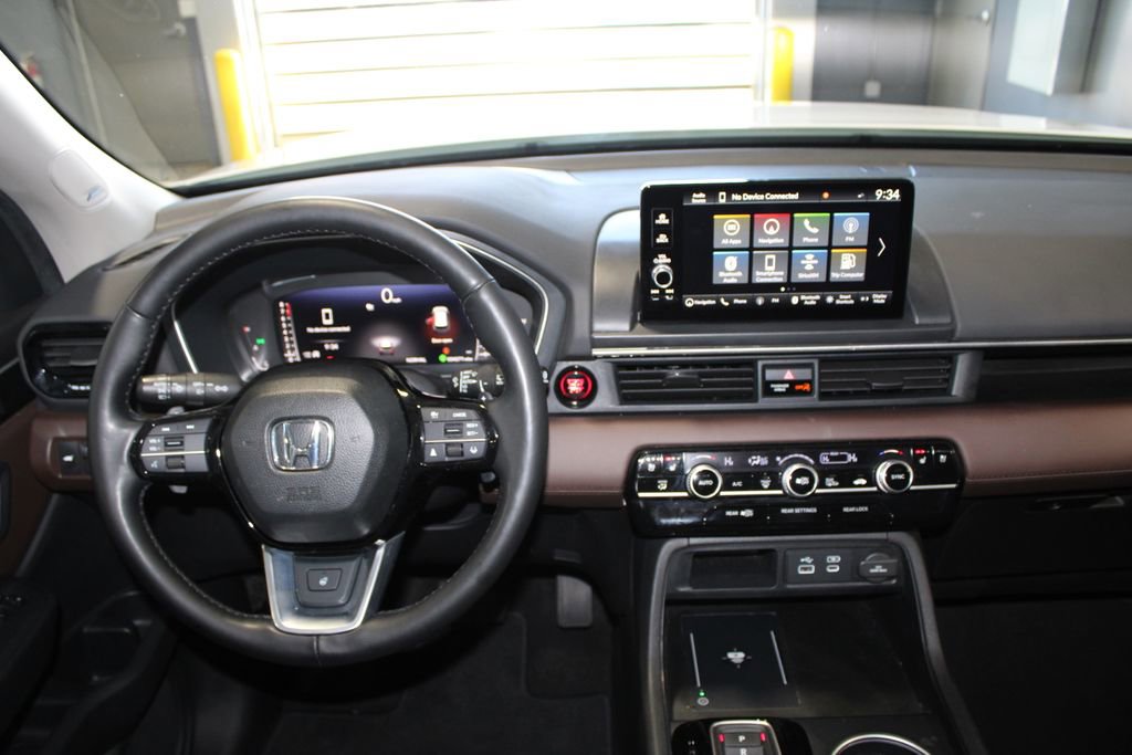 Used 2024 Honda Pilot Elite image 25