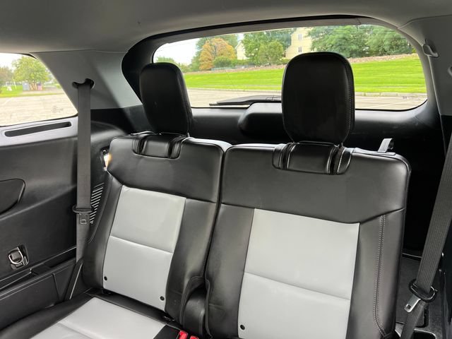 Certified 2023 Ford Explorer XLT w/ Equipment Group 202A AWD/4WD image 25
