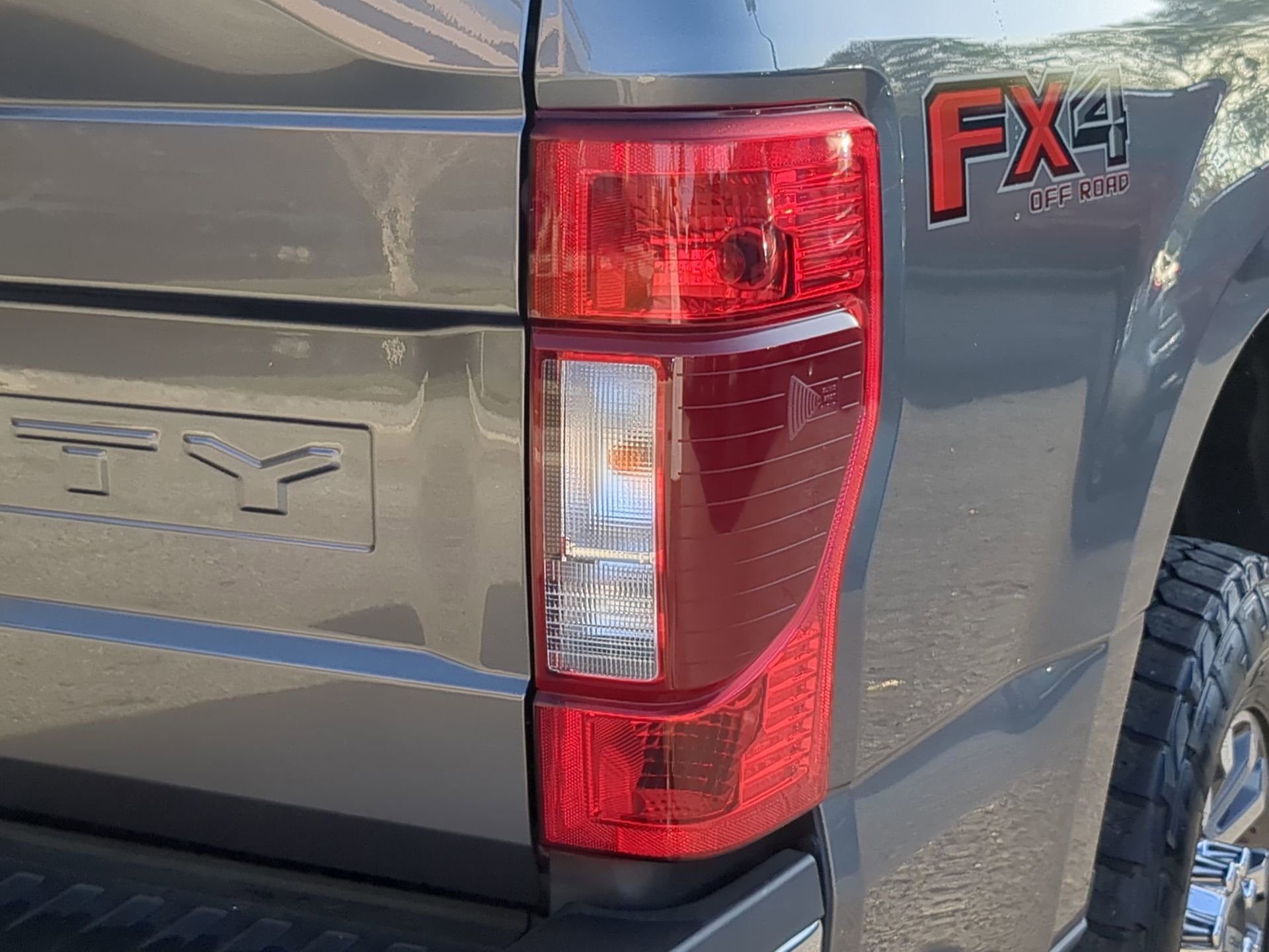 Certified 2021 Ford F250 Lariat w/ Lariat Ultimate Package image 37