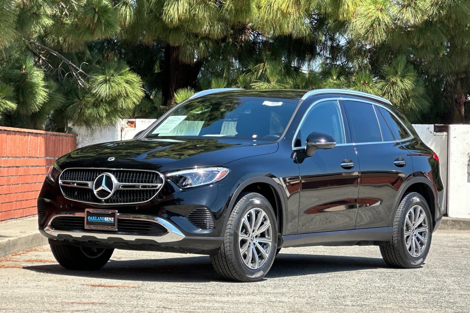 Used 2024 Mercedes-Benz GLC 300 image 9
