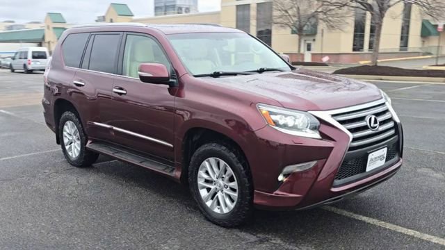Used 2018 Lexus GX 460 Premium w/ Premium Package image 3
