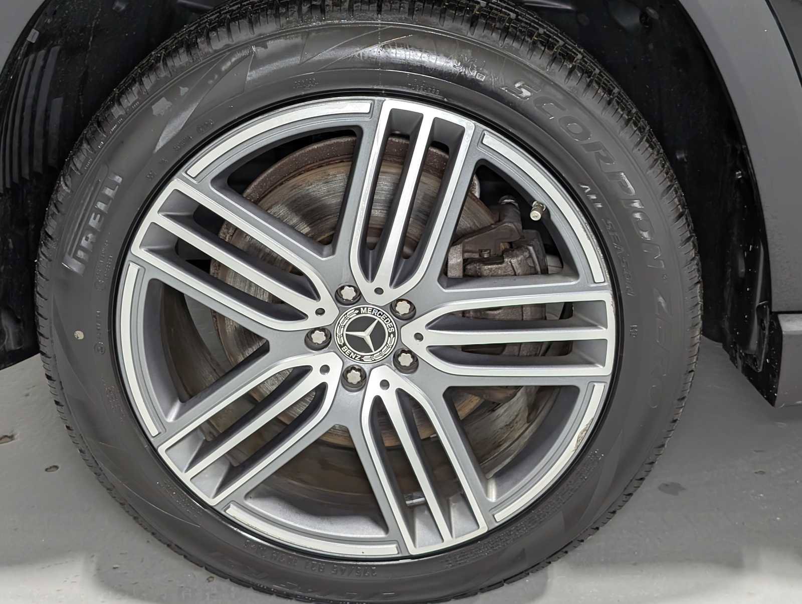 Used 2024 Mercedes-Benz GLS 450 GLS 450 image 3