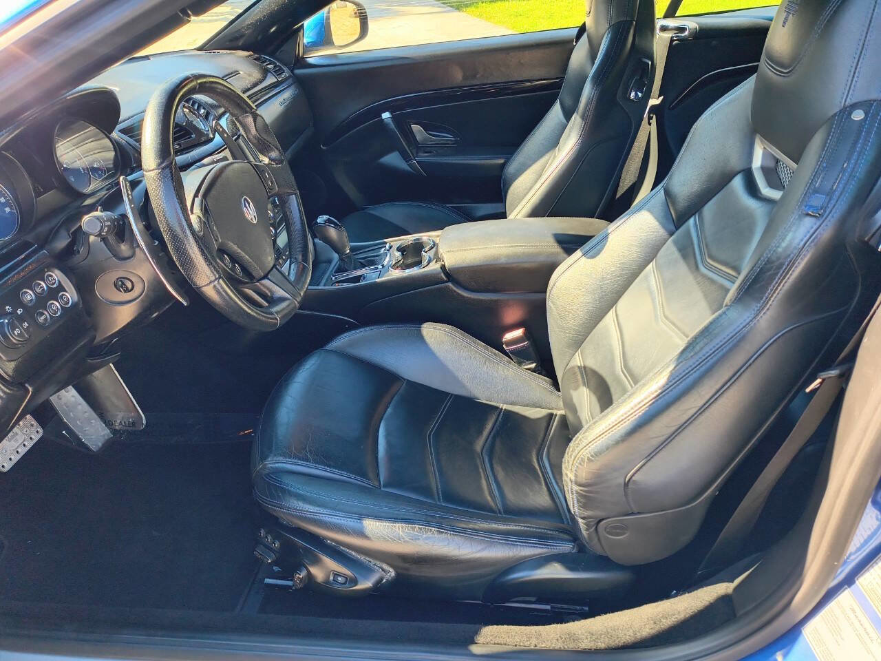 Used 2017 Maserati GranTurismo Sport RWD image 27