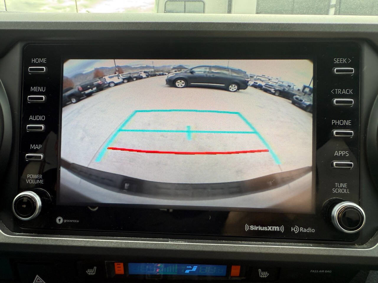 Used 2020 Toyota Tacoma TRD Sport w/ Technology Package image 37