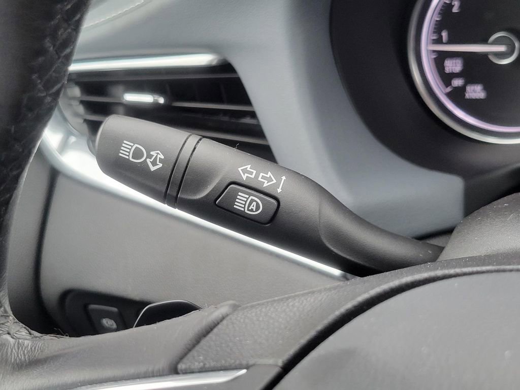 Used 2019 Buick Enclave Premium image 16