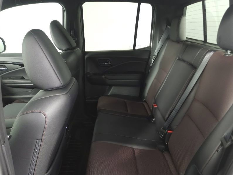 New 2026 Honda Ridgeline Black Edition image 13