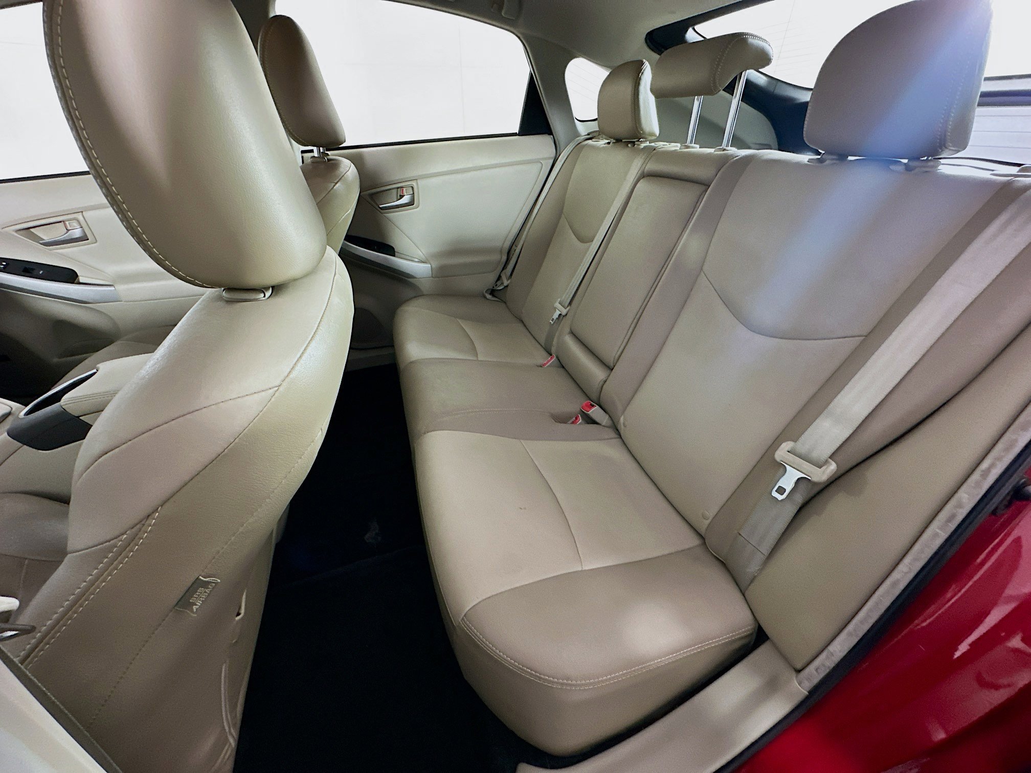 Used 2013 Toyota Prius Four w/ Deluxe Solar Roof Pkg FWD image 27