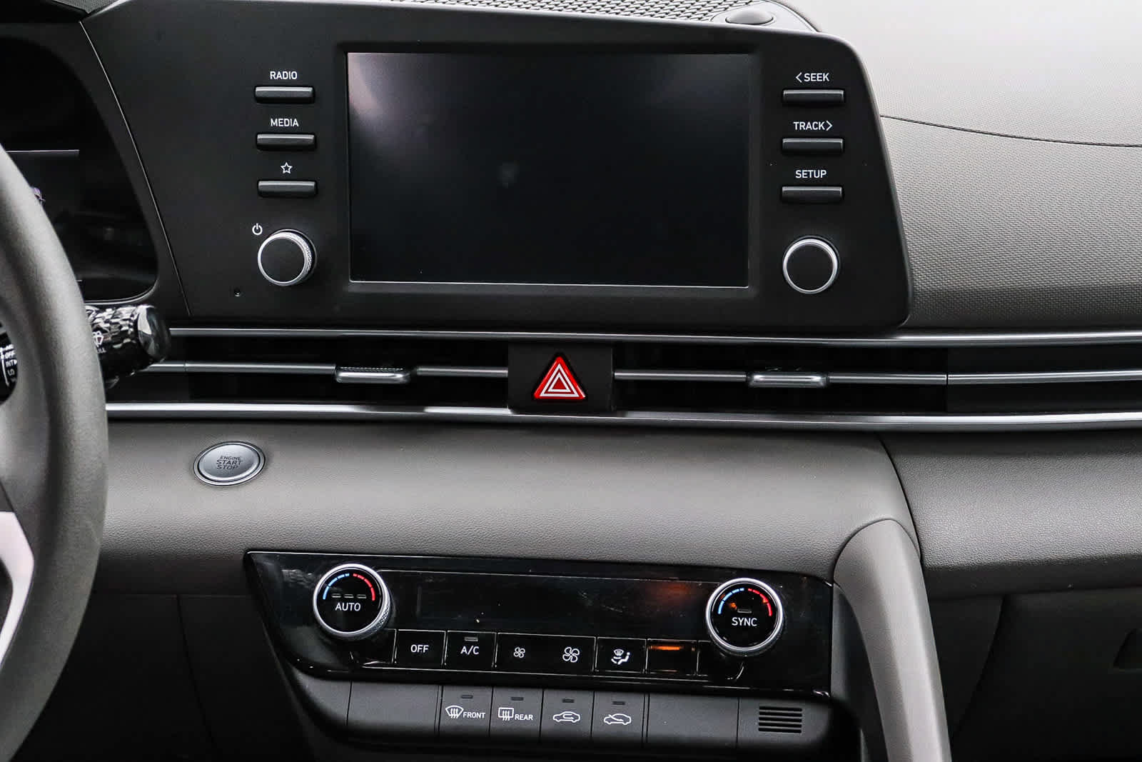 Used 2023 Hyundai Elantra SEL FWD image 20