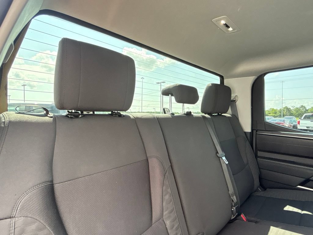 Used 2022 Toyota Tundra SR5 w/ TRD Off-Road Package AWD/4WD image 26