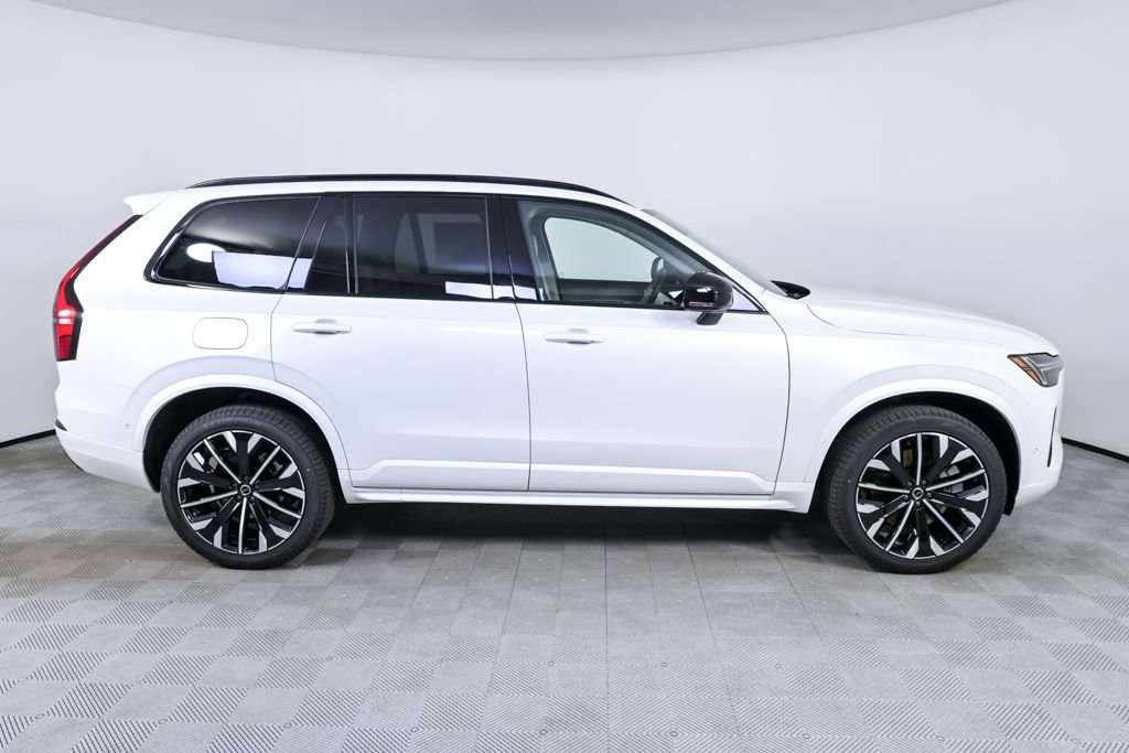 New 2026 Volvo XC90 T8 Ultra w/ Protection Package Premier image 28