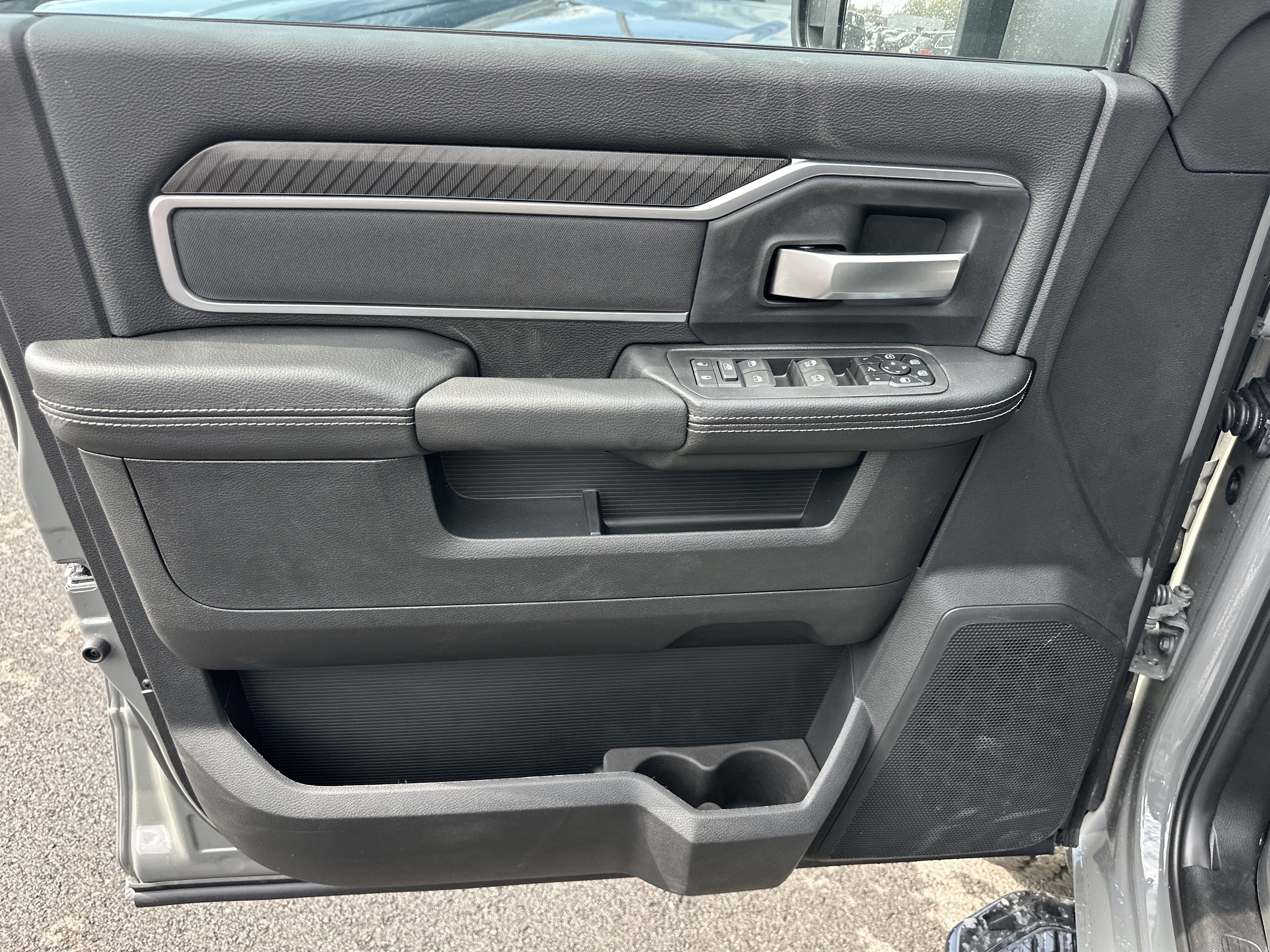 New 2027 RAM 2500 Big Horn AWD/4WD image 28