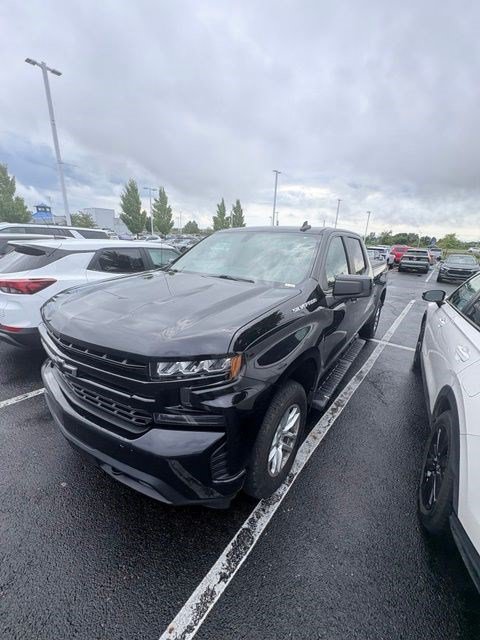 Used 2021 Chevrolet Silverado 1500 RST AWD/4WD image 16