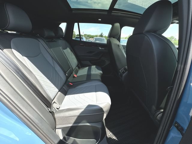 New 2026 Volkswagen Tiguan SE R-Line FWD image 27