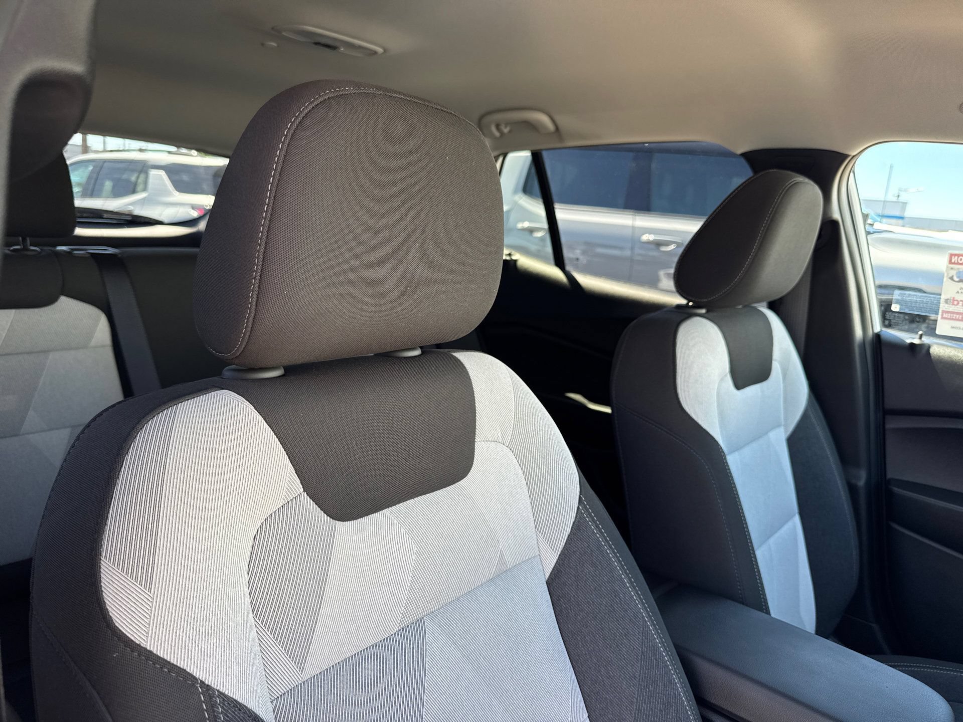 Used 2024 Chevrolet Trax LS w/ LS Convenience Package FWD image 12