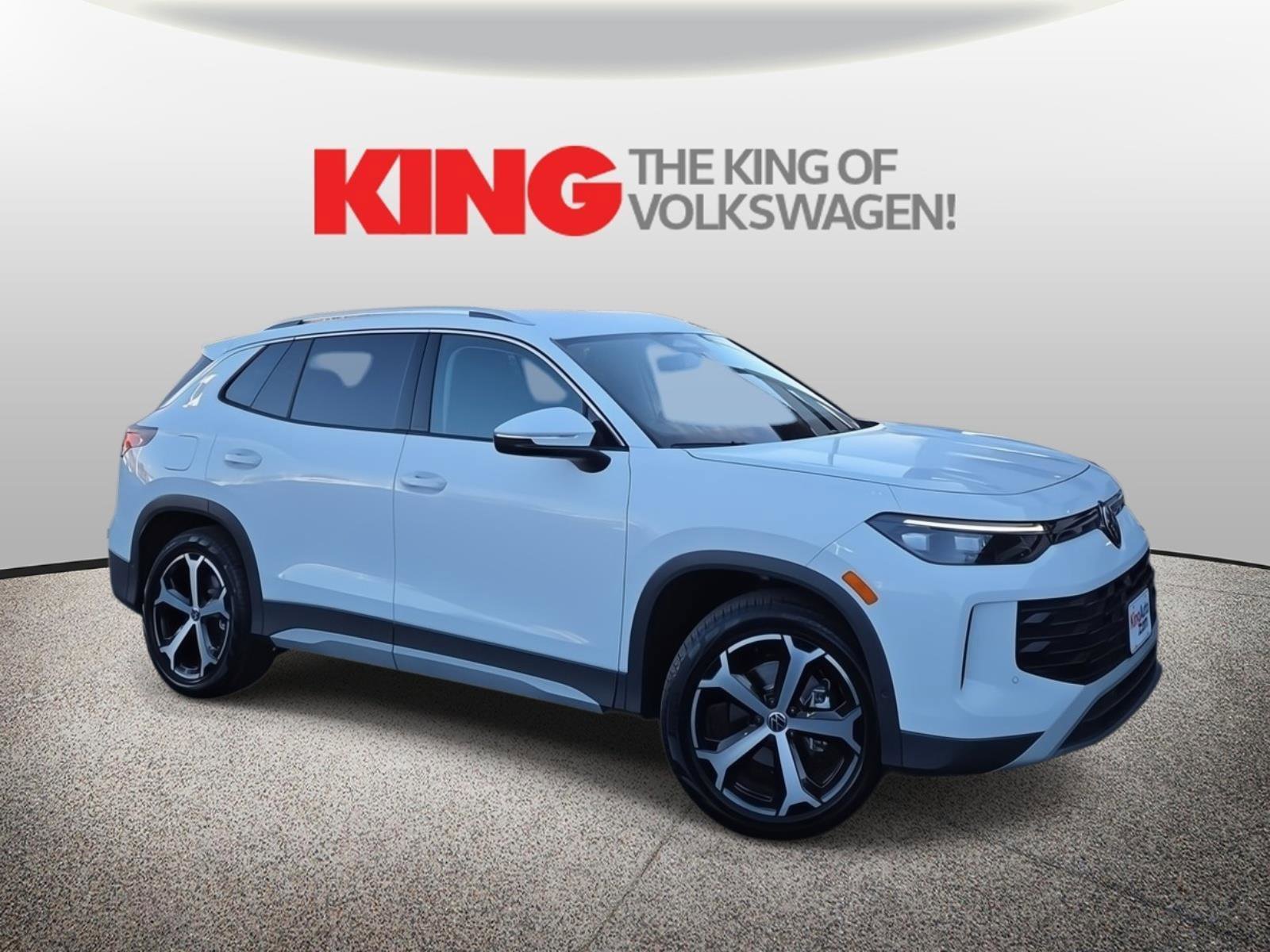 New 2026 Volkswagen Tiguan SE image 1