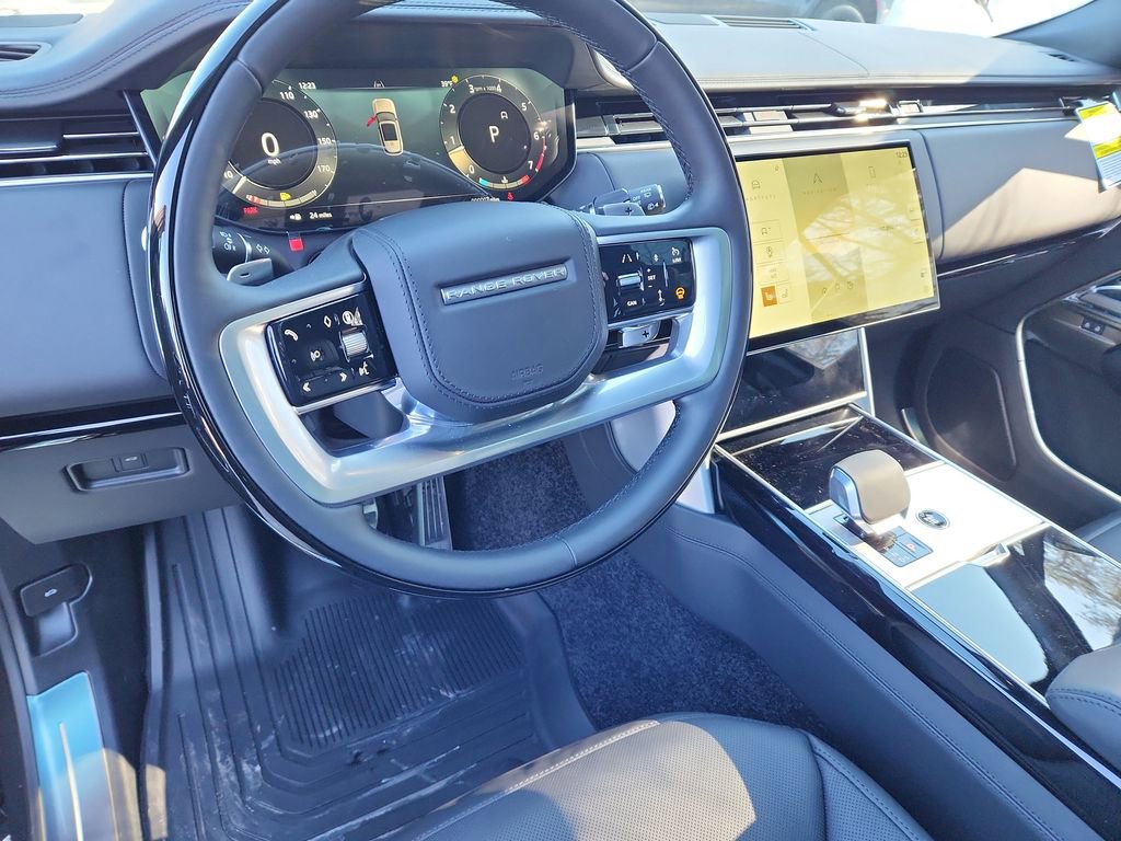 New 2026 Land Rover Range Rover SE image 15