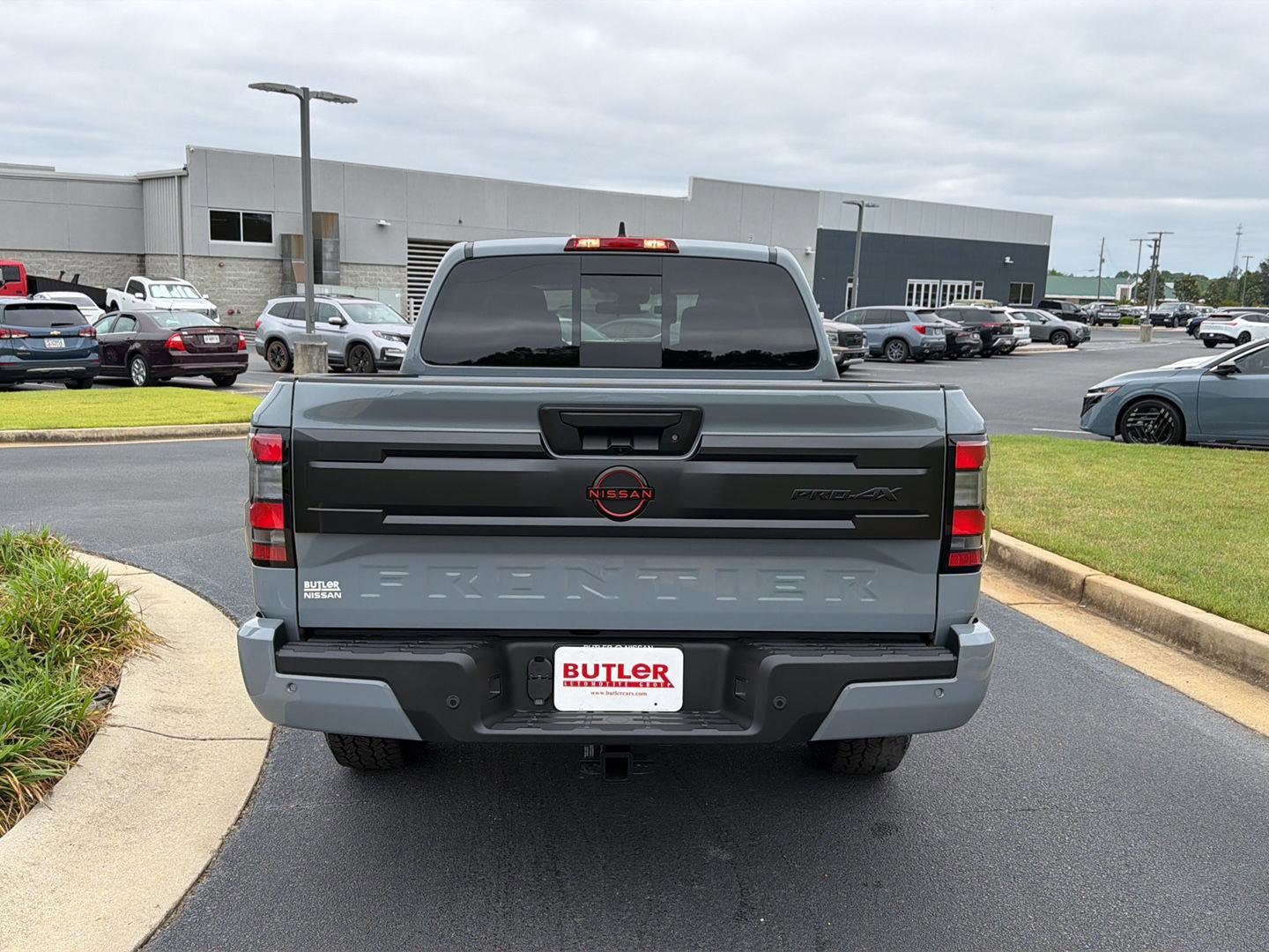 New 2026 Nissan Frontier PRO-4X w/ Pro-4x Convenience Package AWD/4WD image 5