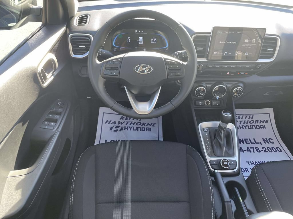 New 2026 Hyundai Venue SEL FWD image 11