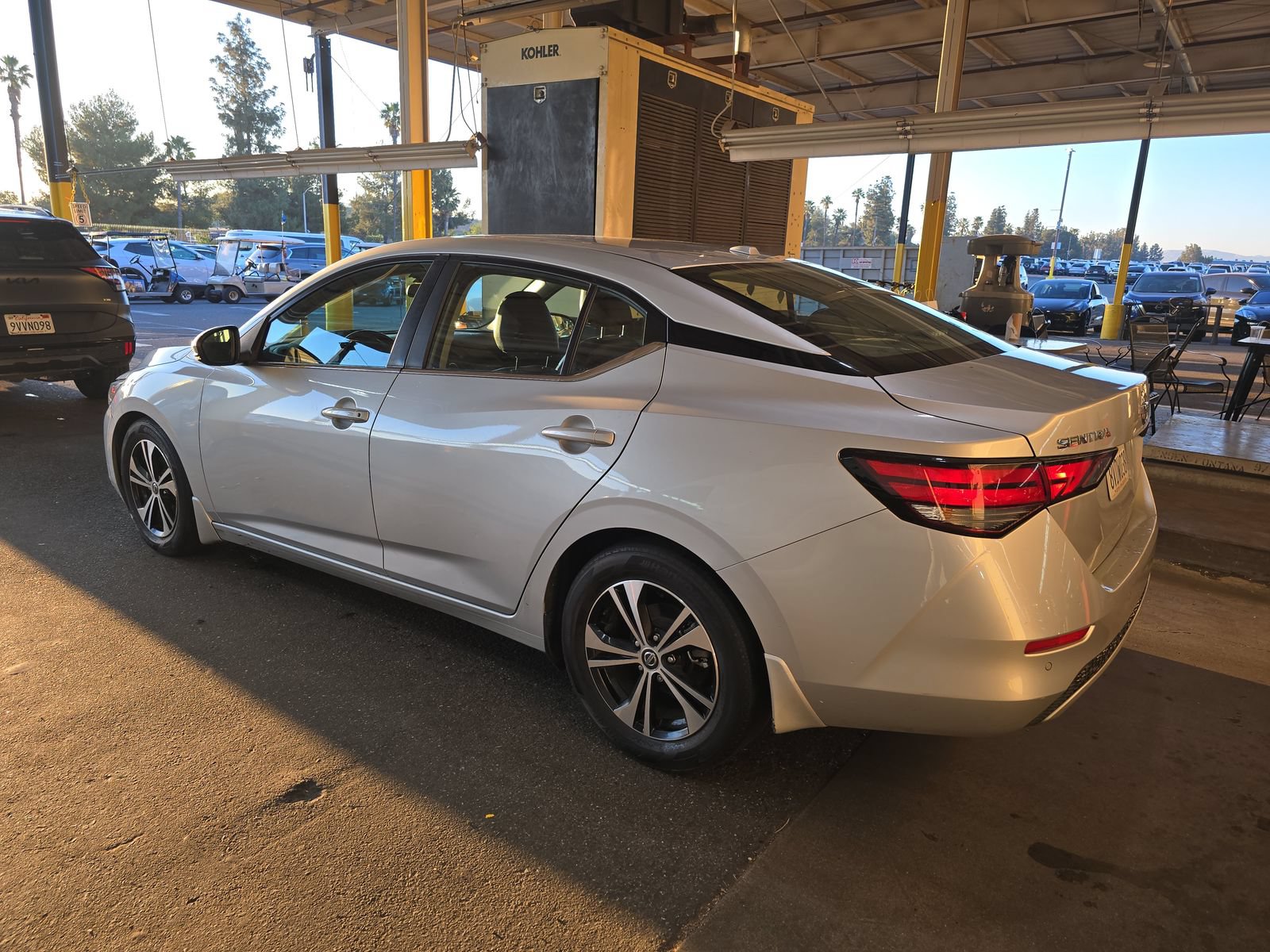 Used 2020 Nissan Sentra SV FWD image 10