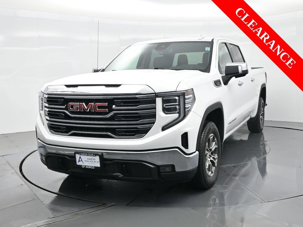 Used 2024 GMC Sierra 1500 SLT image 3